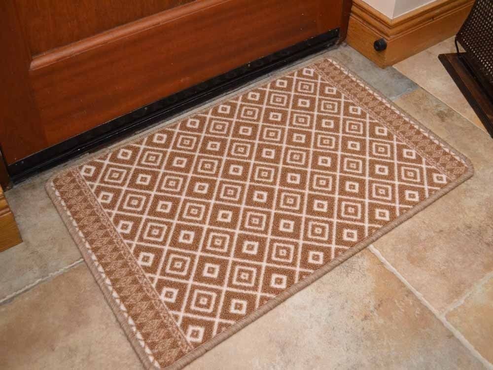 Riviera Dark Tan Diamonds Non Slip Machine Washable Rug (Door Mats)