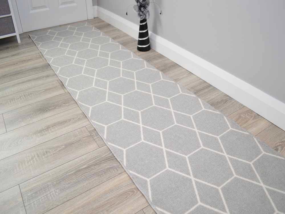 Riviera Hexagon Silver Cut To Length (Door Mats)